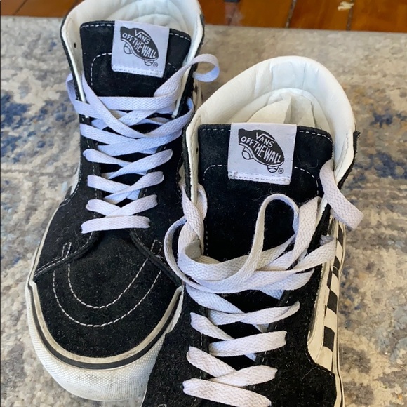 Vans - Picture 3 of 4